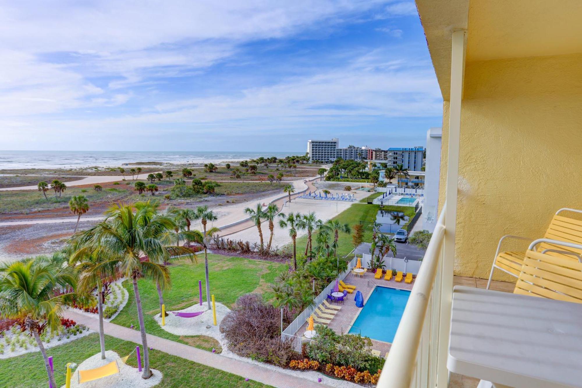 South Beach Condo Hotel By Travel Resort Services, Inc. St. Pete Beach Bagian luar foto