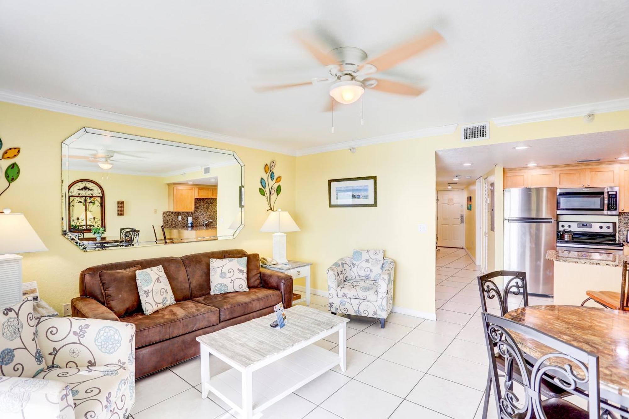 South Beach Condo Hotel By Travel Resort Services, Inc. St. Pete Beach Bagian luar foto
