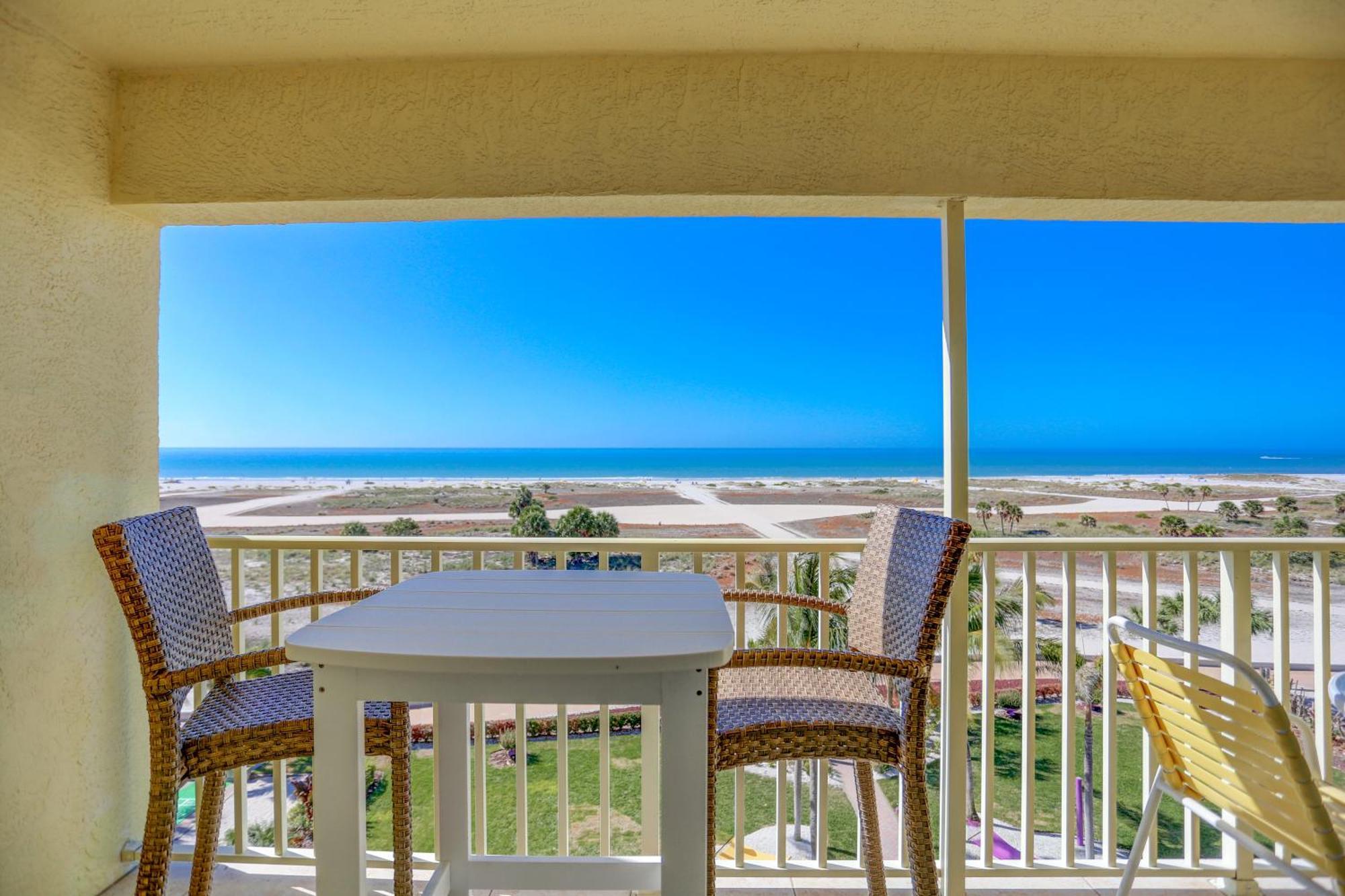 South Beach Condo Hotel By Travel Resort Services, Inc. St. Pete Beach Bagian luar foto