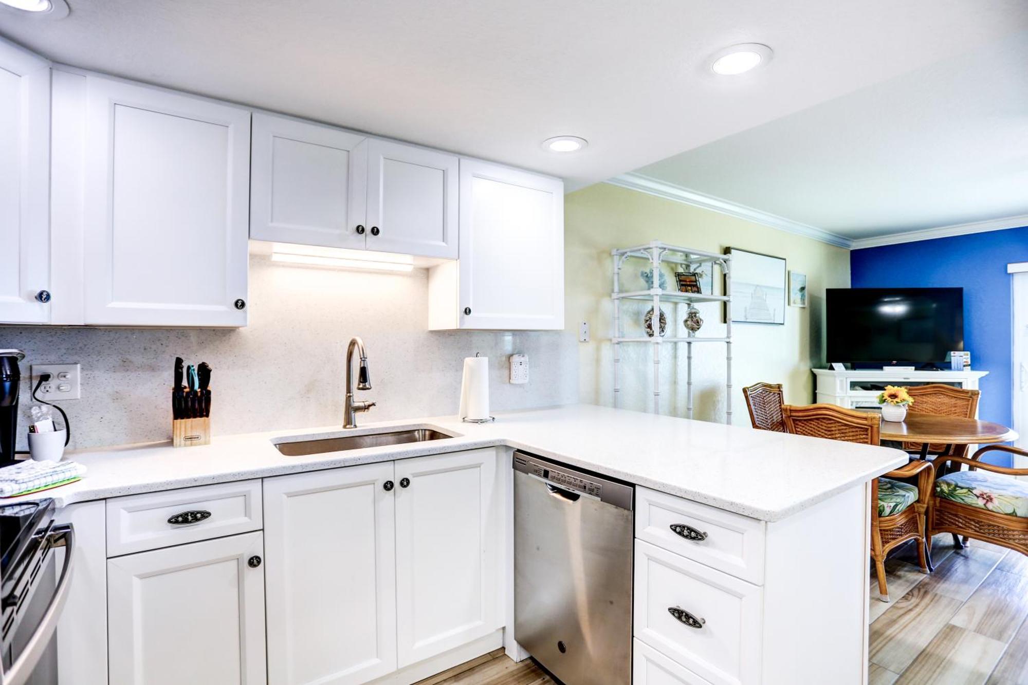 South Beach Condo Hotel By Travel Resort Services, Inc. St. Pete Beach Bagian luar foto