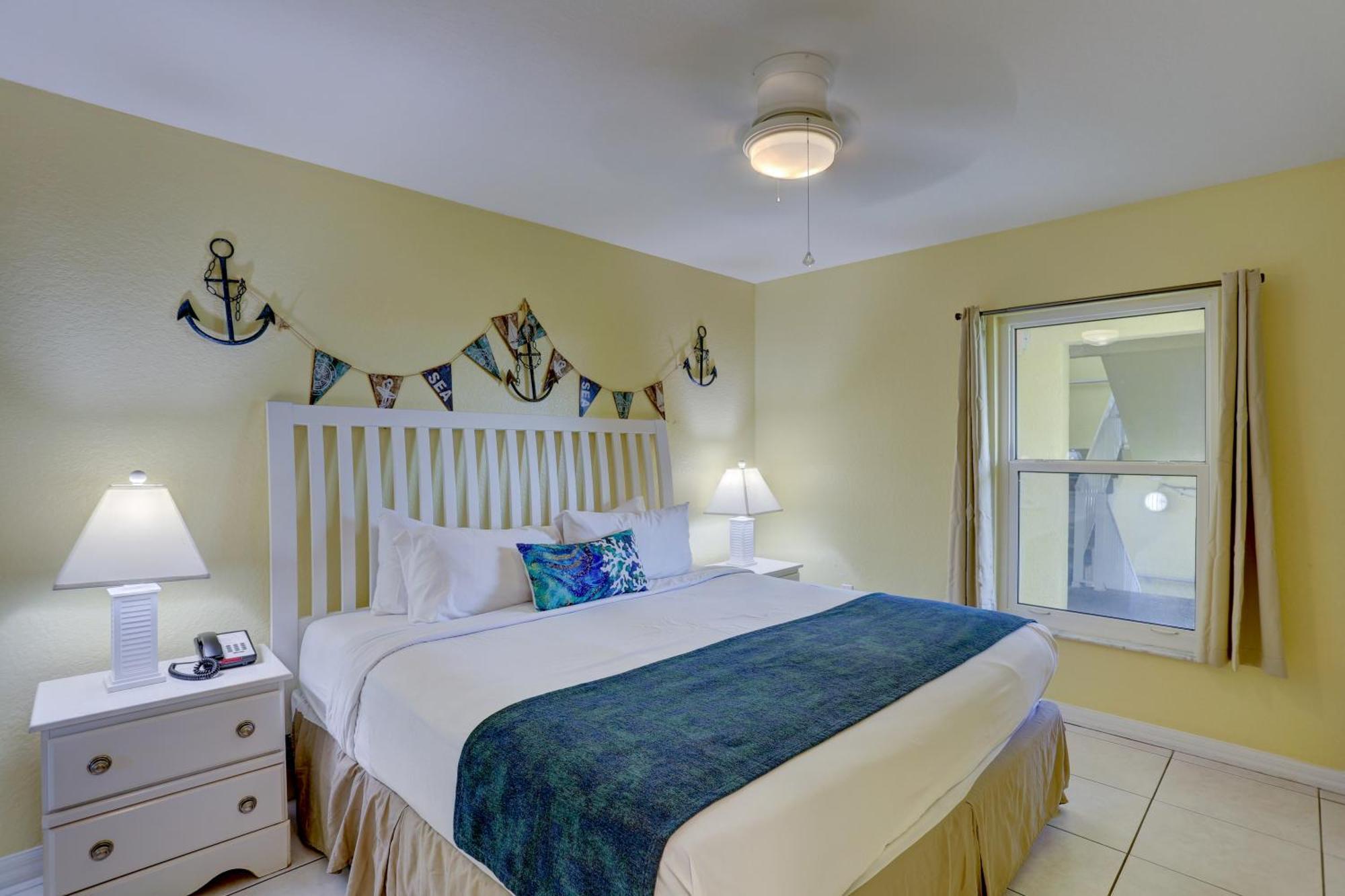 South Beach Condo Hotel By Travel Resort Services, Inc. St. Pete Beach Bagian luar foto