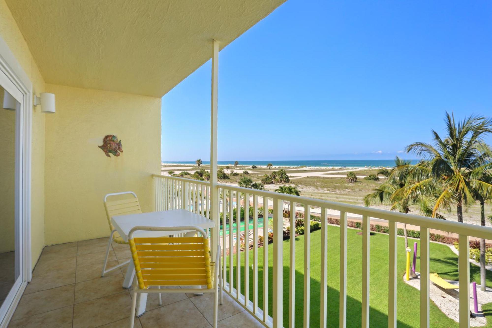 South Beach Condo Hotel By Travel Resort Services, Inc. St. Pete Beach Bagian luar foto