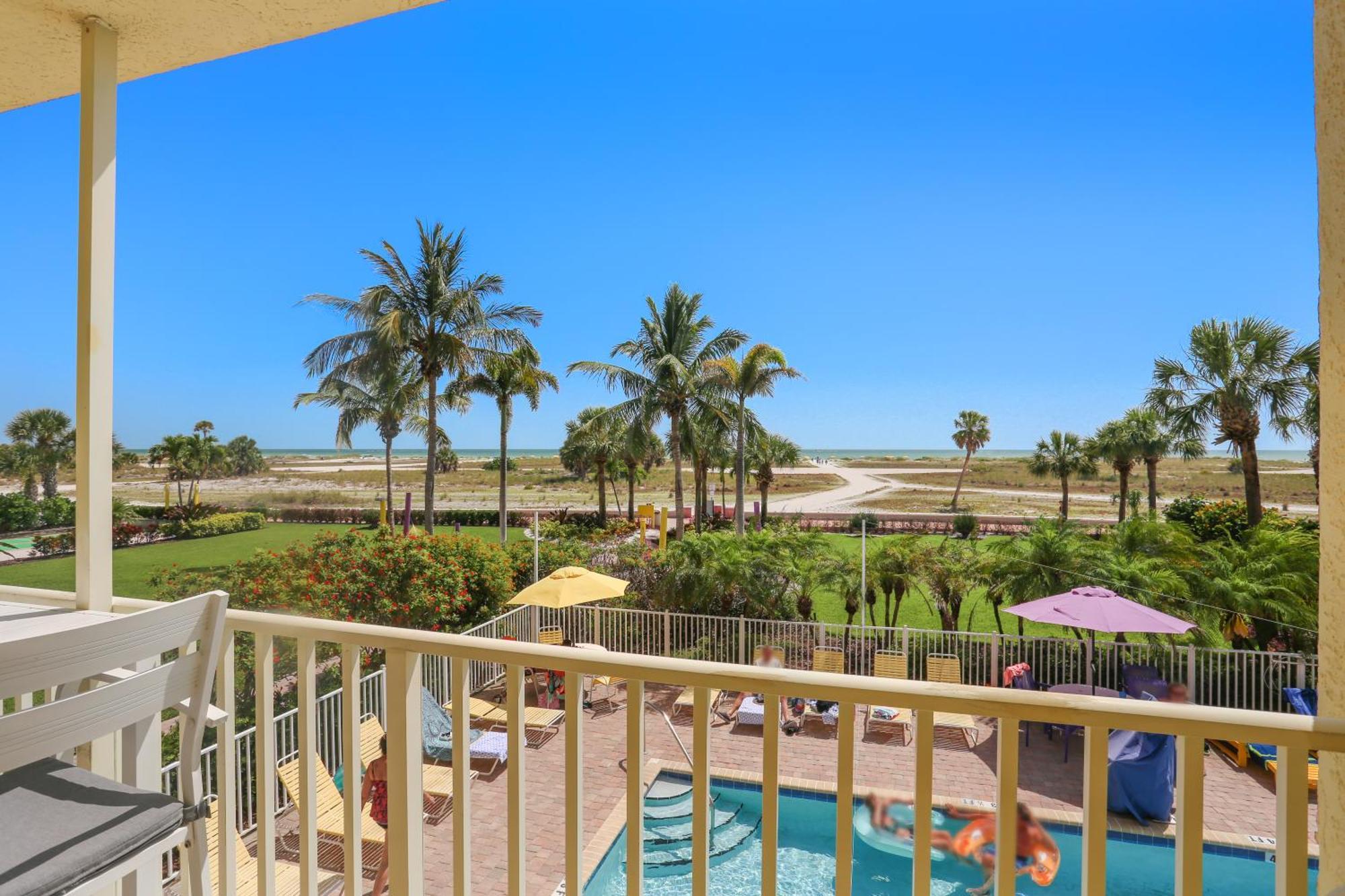 South Beach Condo Hotel By Travel Resort Services, Inc. St. Pete Beach Bagian luar foto
