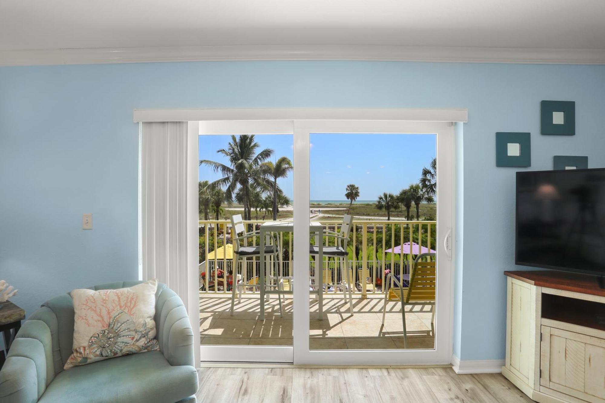 South Beach Condo Hotel By Travel Resort Services, Inc. St. Pete Beach Bagian luar foto